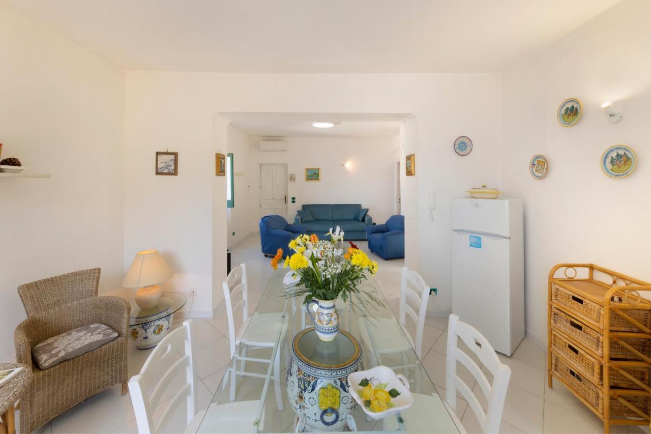 Relais Del Mare Con Terrazza Fronte Mare Free Parking Apartamento Massa Lubrense Exterior foto